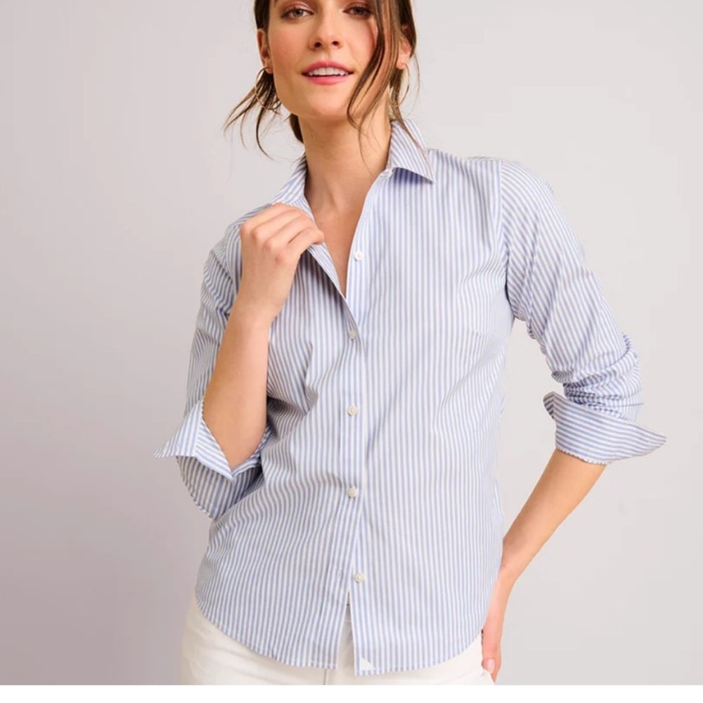 Untuckit Wehlen Size 4 NWT